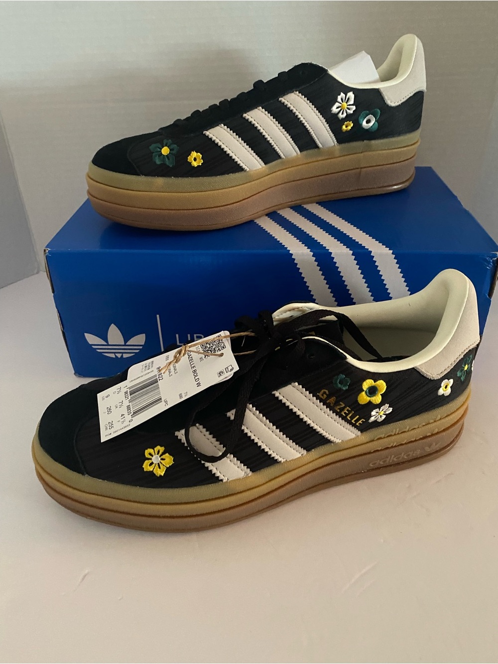 adidas Gazelle Liberty Floral Embroidered Black & White Sneakers Size 9